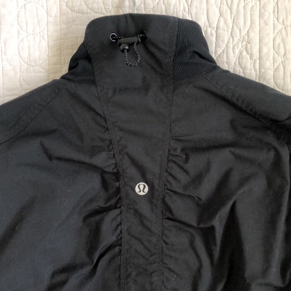 Lululemon zip up jacket - Picture 7 of 8